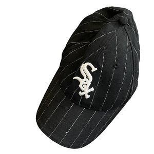 White Sox black and white baseball hat